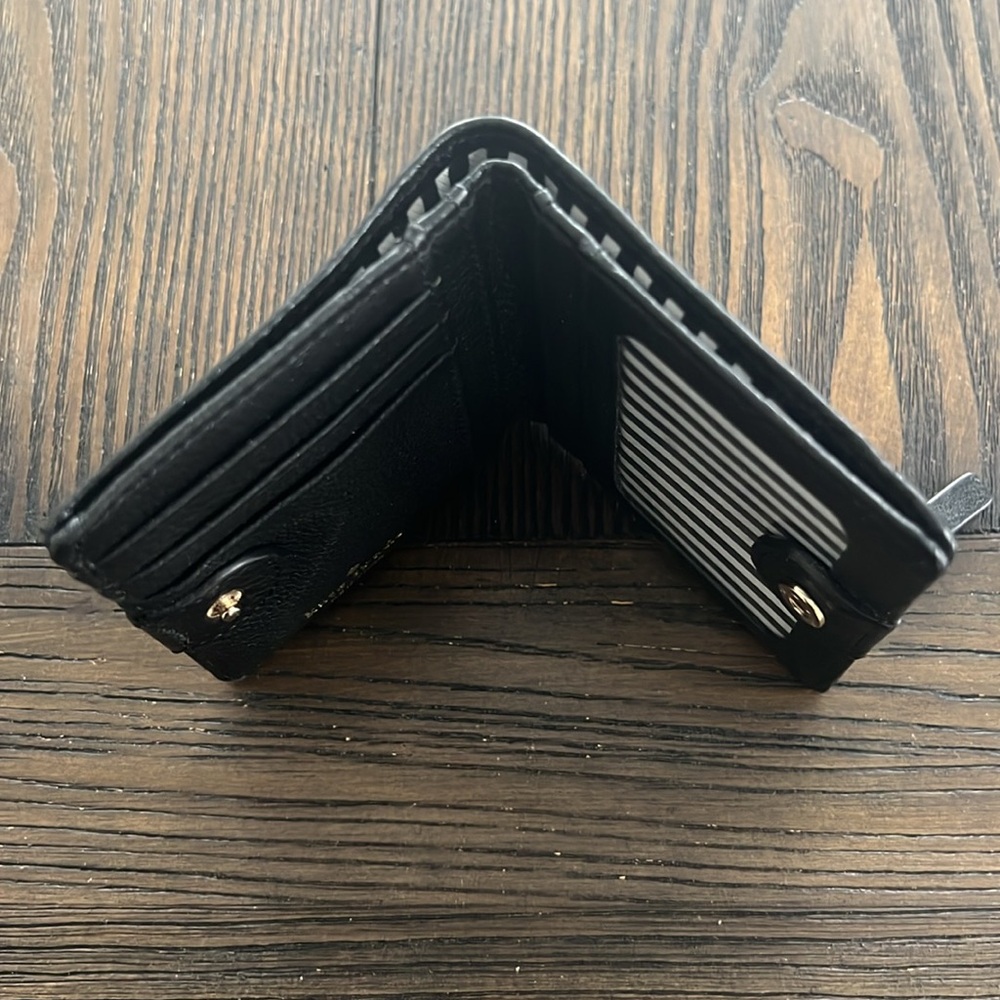Kate Spade Small Bifold Wallet in Black - Picture 2 of 9